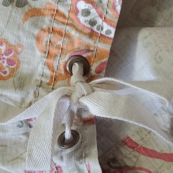 BANDOLONOBLU WOMEN'S  capris.‎ Y2K. Paisley print. Size 12,  4 pockets. - Picture 10 of 10